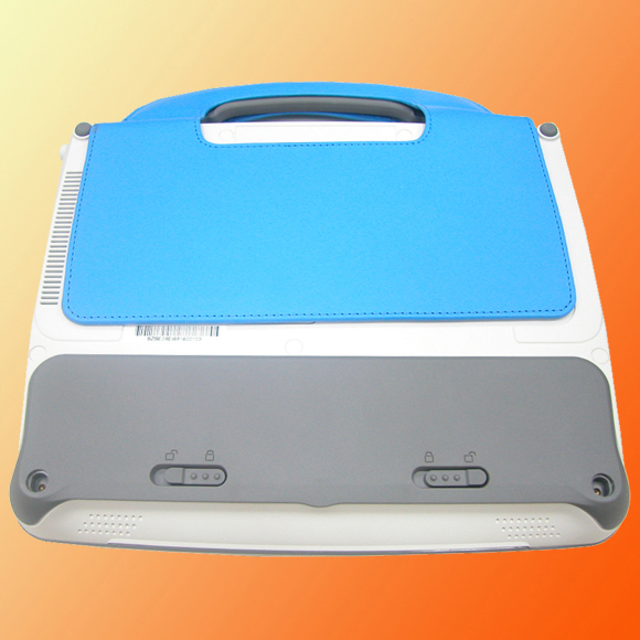 Intel Classmate PC Clamshell E09EI6 (30GB HDD, 1GB RAM,7Inch Display