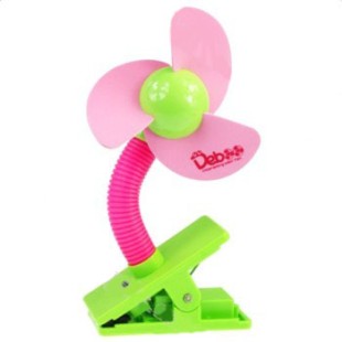 Deboo 3-Fan Blade USB Fan - Clip-On Cooling Fan price in Pakistan