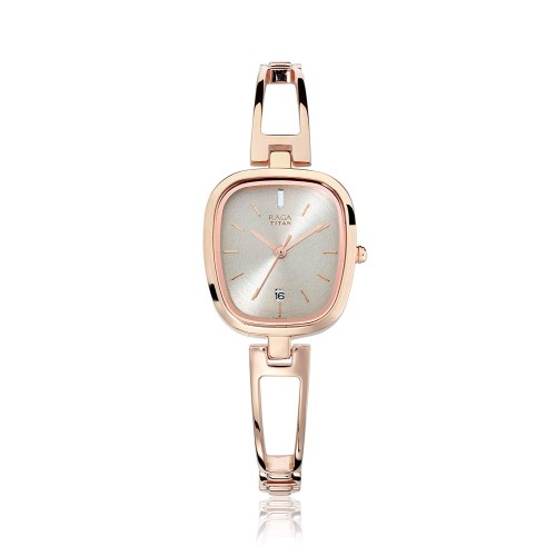 titan raga smart watch