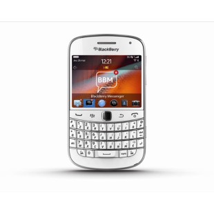 BlackBerry 9900 Bold White price in Pakistan